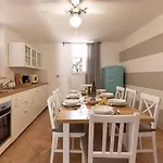 Casa San Julian - Istrian Stone With Private Pool Buroli