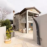 Casa San Julian - Istrian Stone With Private Pool Buroli