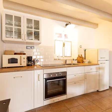 Casa San Julian - Istrian Stone With Private Pool Villa