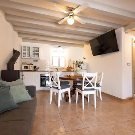 Casa San Julian - Istrian Stone With Private Pool * Buroli