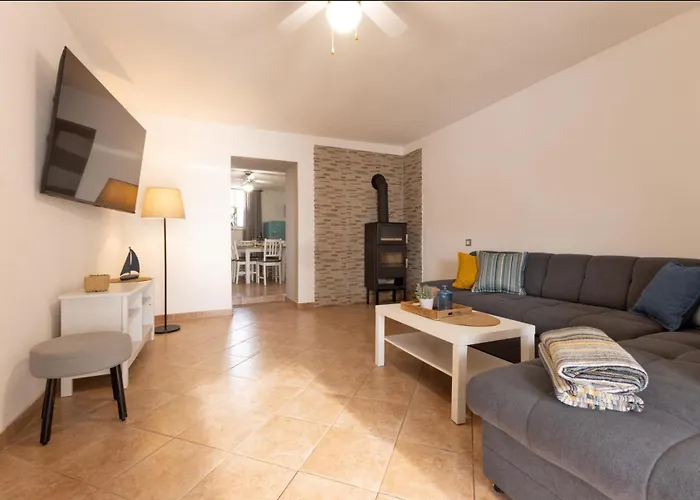 Casa San Julian - Istrian Stone With Private Pool 빌라 *